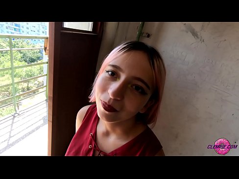 ❤️ Sha'awar ɗalibi yana tsotsar Baƙo a Waje - Cum A Fuskarsa ❤️ Batsa ❌️❤